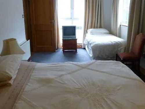 Bed & Breakfast Acton Lodge Guesthouse